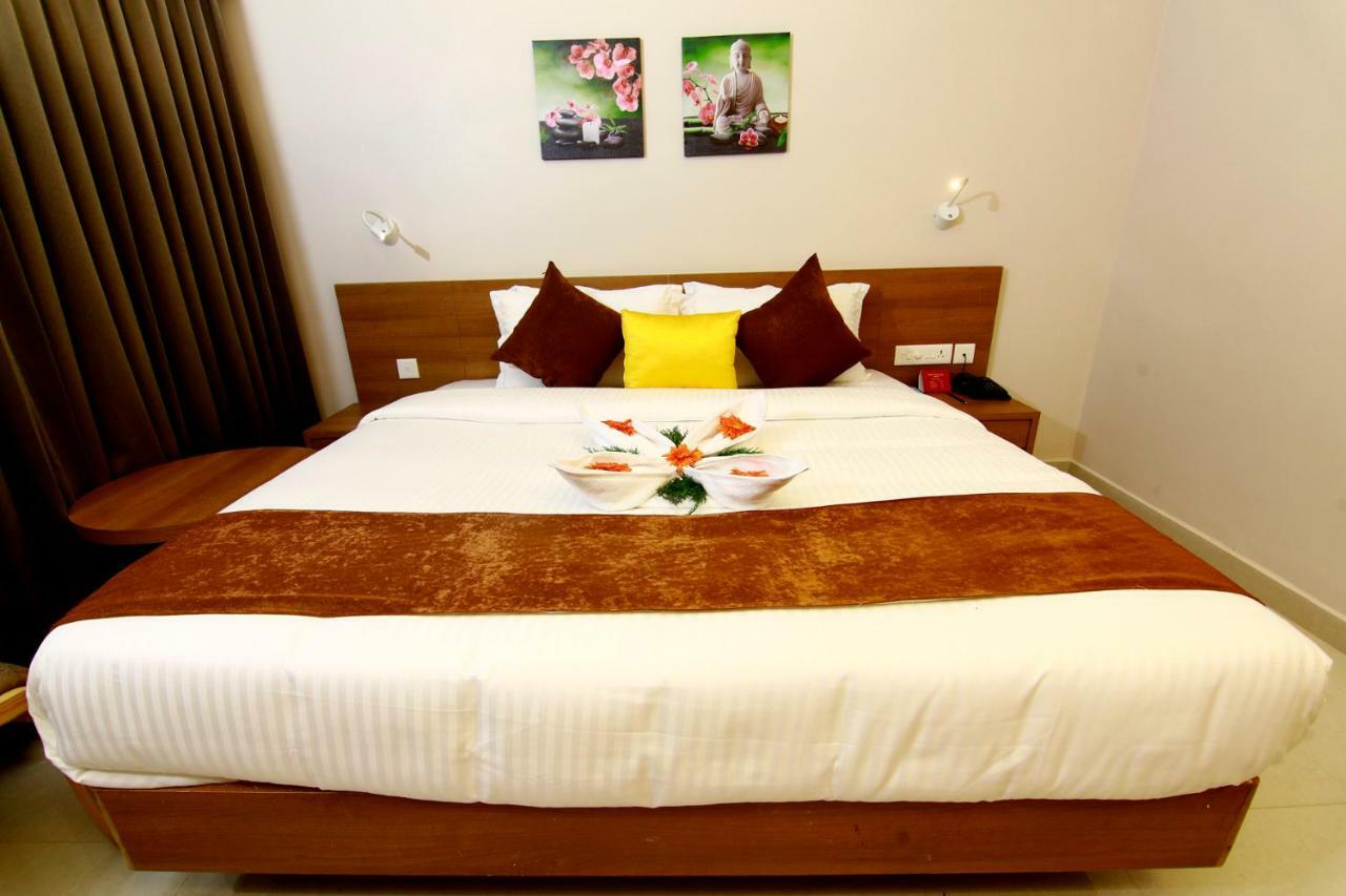 Hotel Panacea Ventures Kollam Ngoại thất bức ảnh
